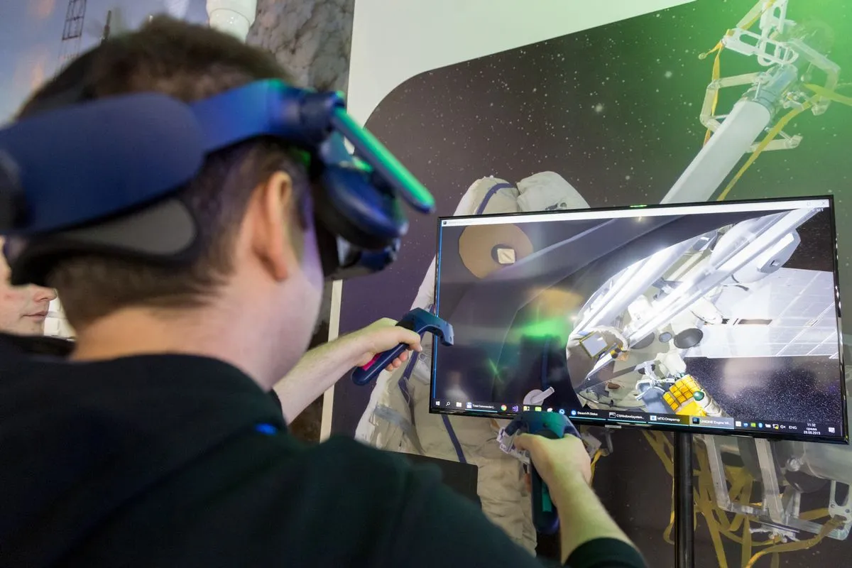 Разработчик vr ar решений. Виртуальная реальность в промышленности. Технология дополненной реальности. Ar технологии дополненной реальности. Очки дополненной реальности на производстве